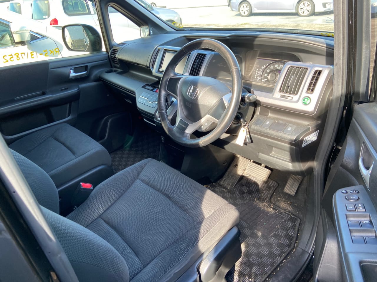 HONDA STEP WAGON 2012 black